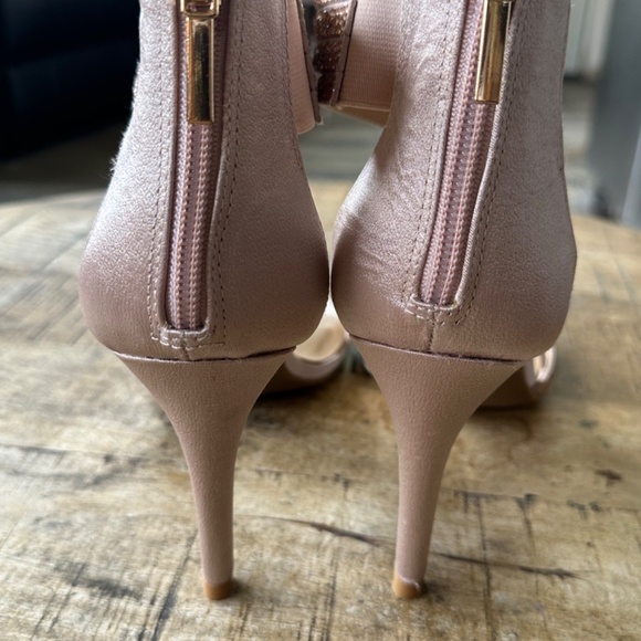 Thalia Sodi strappy heel New with Tags - Picture 3 of 7